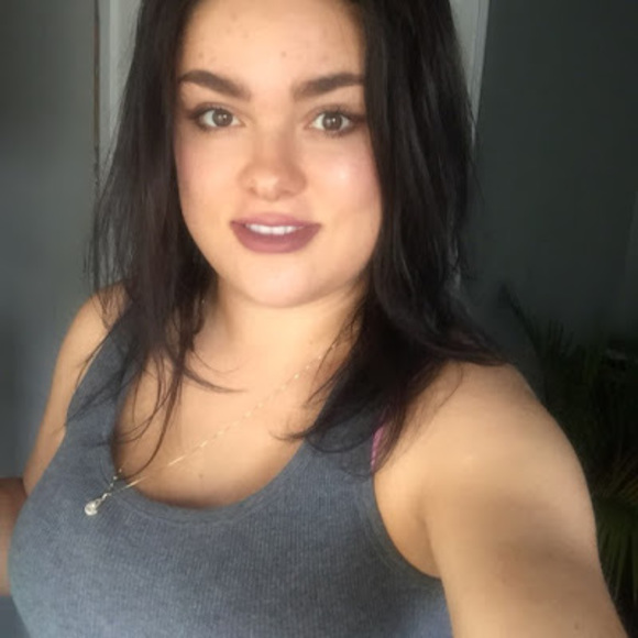 Meet your Posher, Audra - Picture 1 of 1
